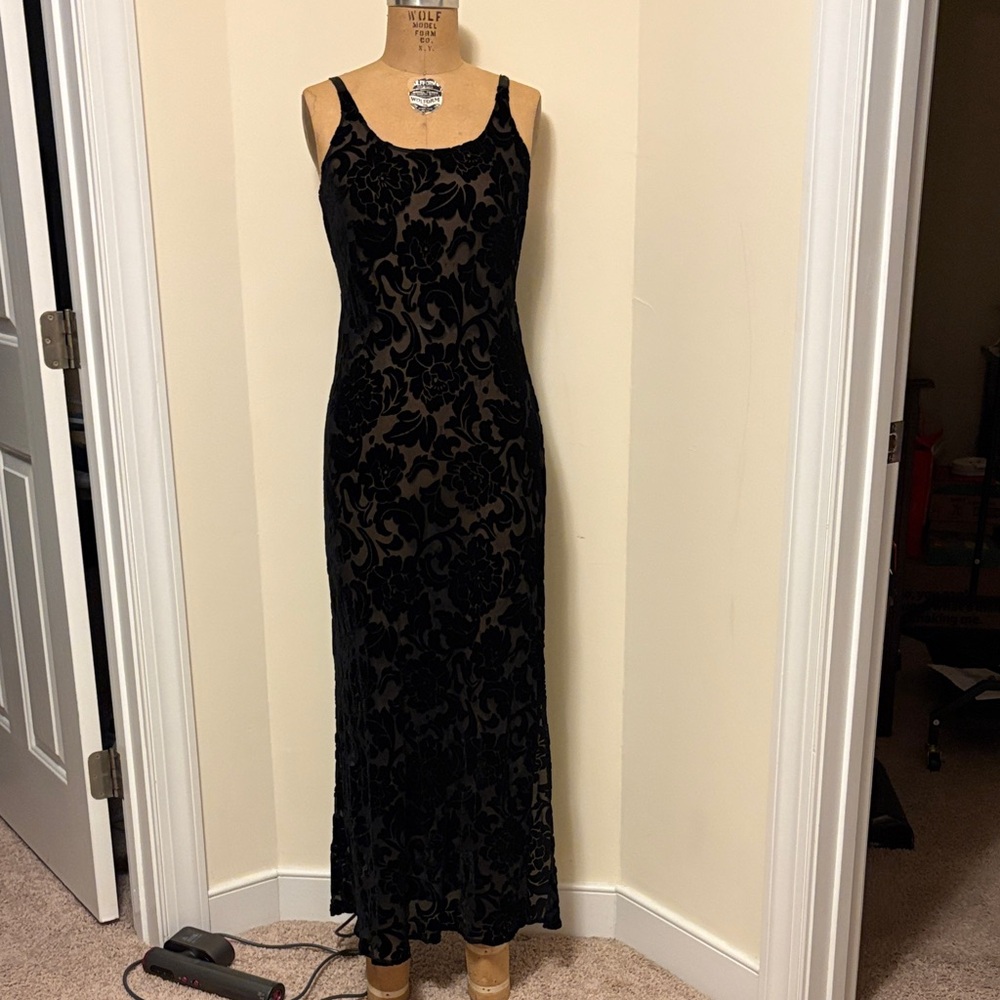 Nordstrom Black Floral Burnout Velvet Maxi Dress